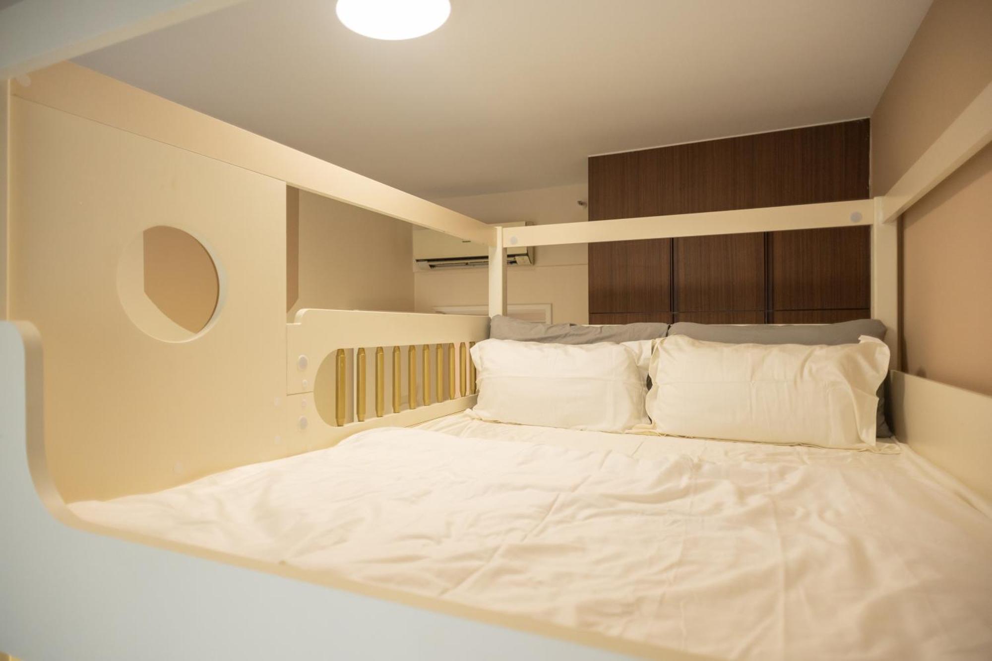 Fantasy Funland Retreat By The Only Bnb Tanjung Tokong Buitenkant foto